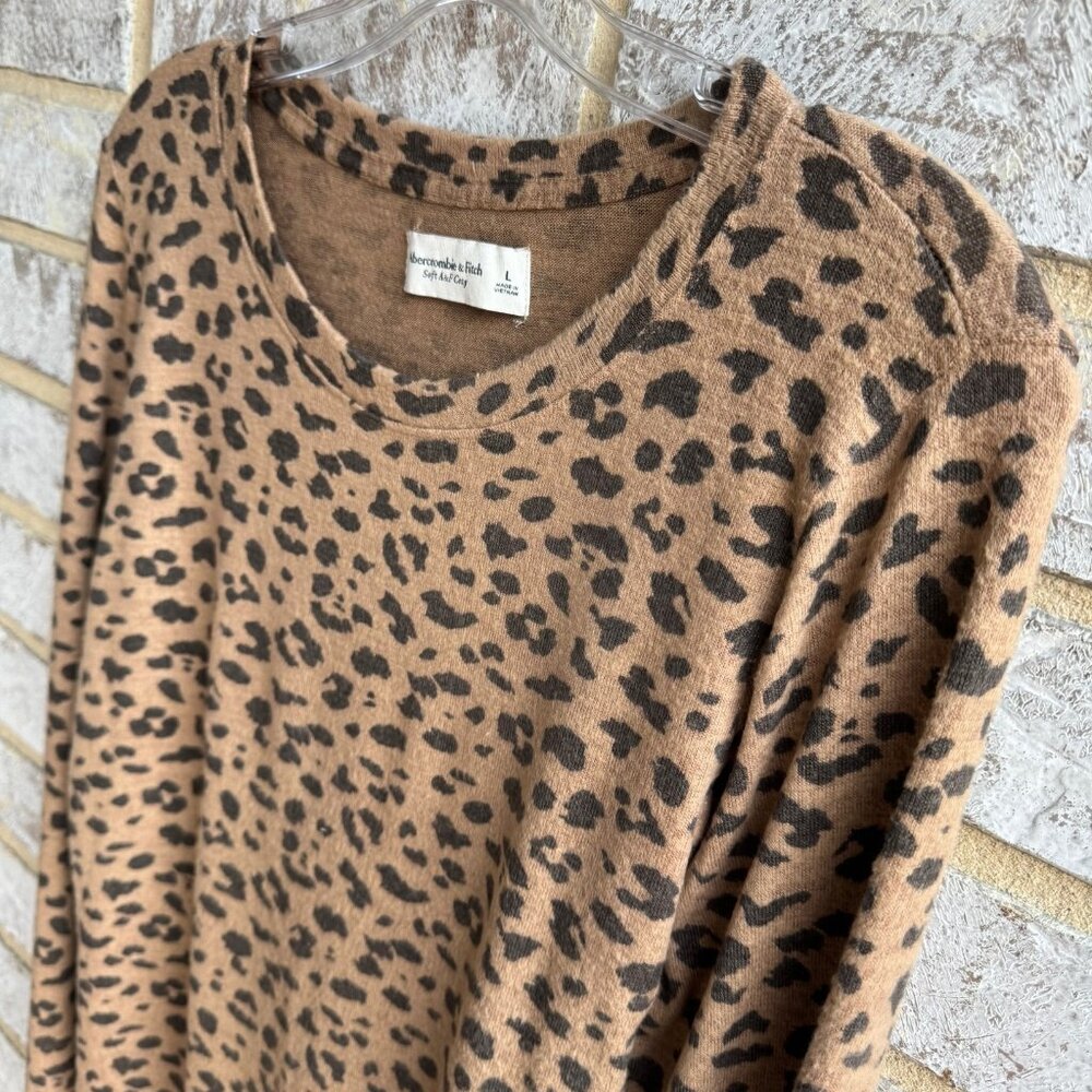 Abercrombie and Fitch Long Sleeve Animal Print Bodysuit Women's Size L. - Picture 5 of 8